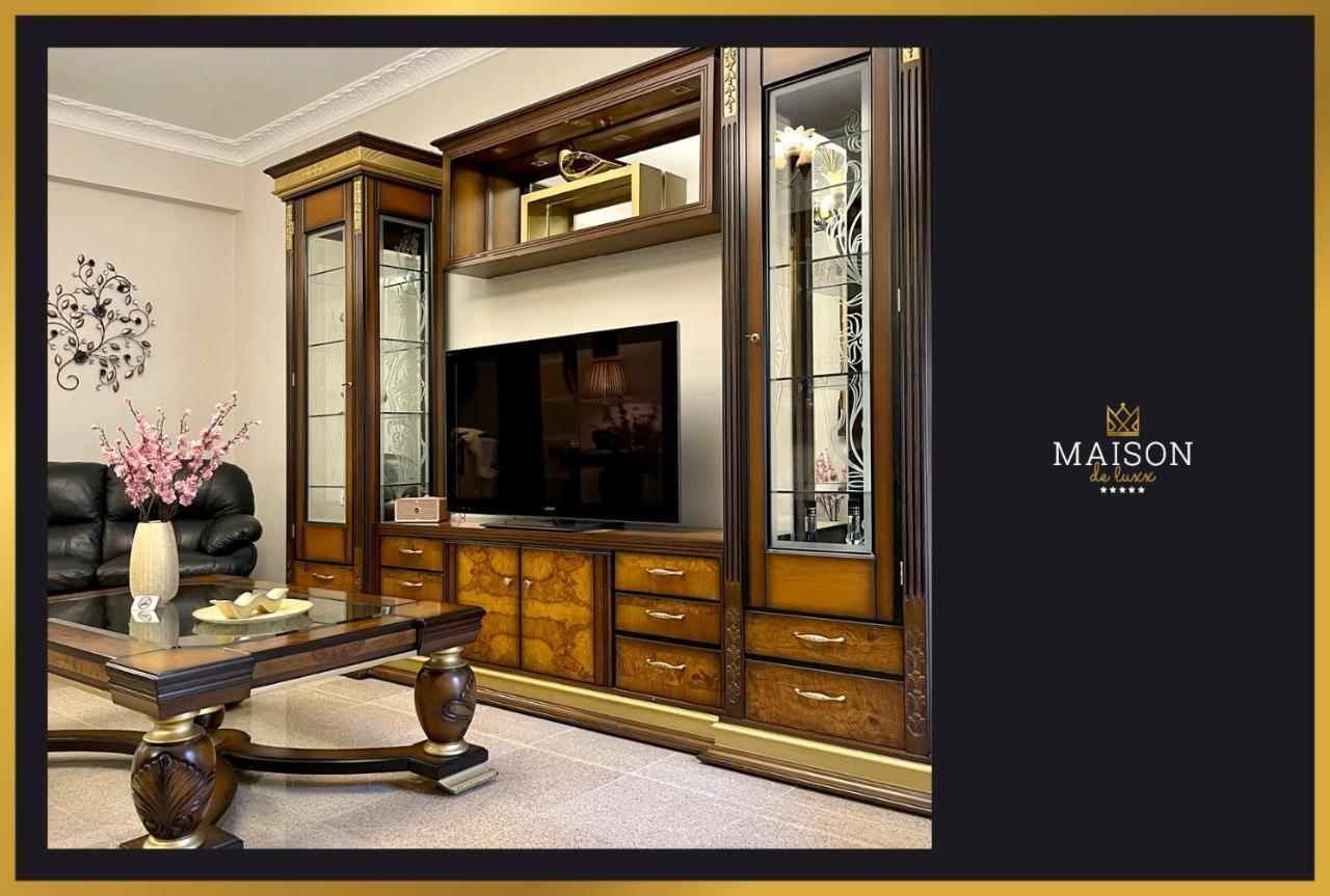 Maison De Luxx A5 Luxury Apartment In Larissa Luaran gambar