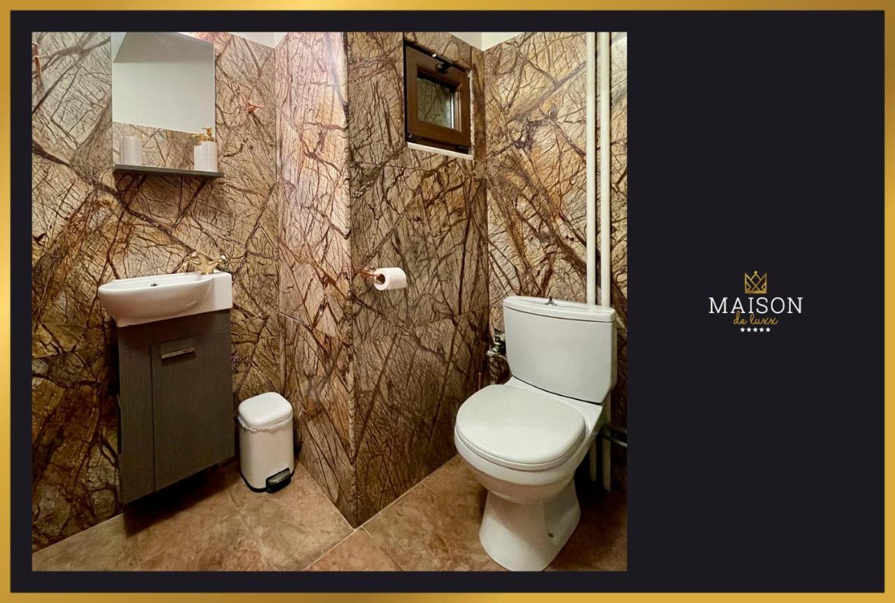 Maison De Luxx A5 Luxury Apartment In Larissa Luaran gambar