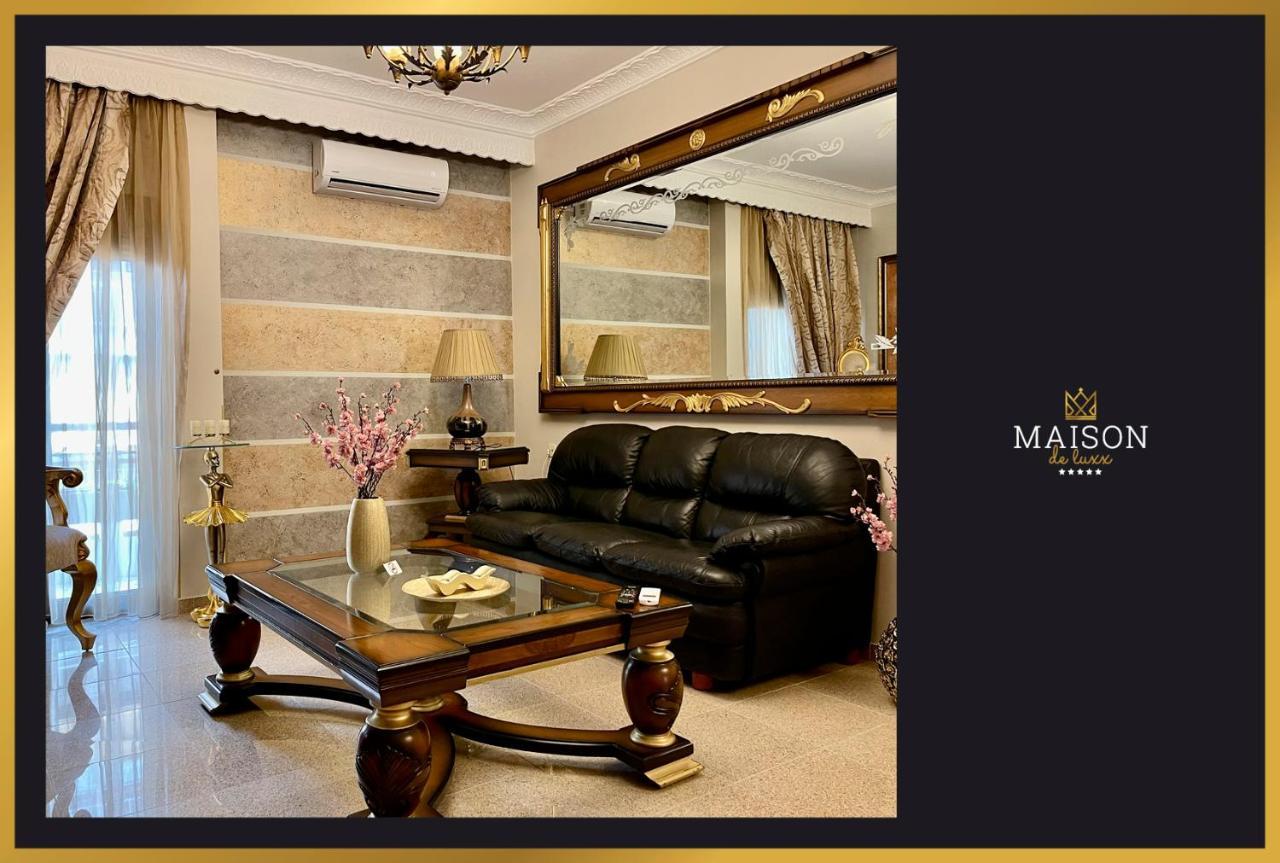 Maison De Luxx A5 Luxury Apartment In Larissa Luaran gambar